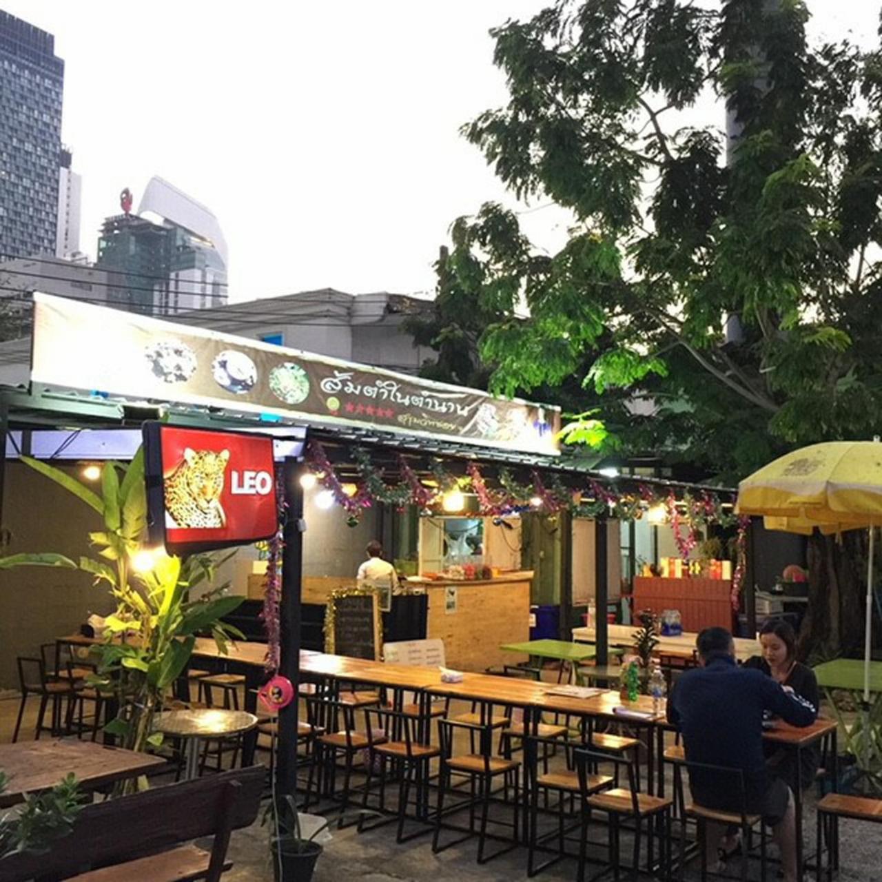 First 1 Boutique Hostel At Sukhumvit 1 Bangkok Luaran gambar