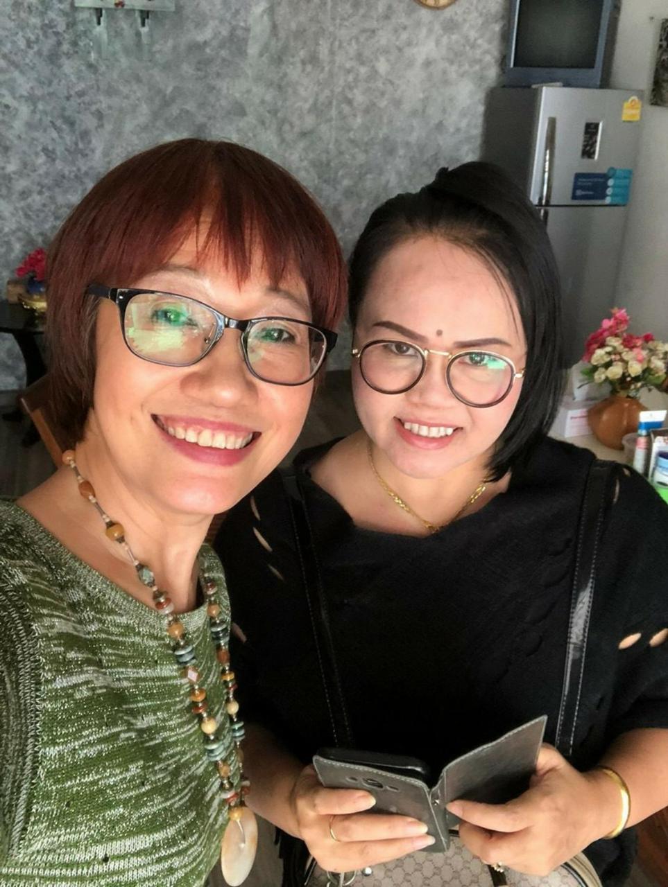 First 1 Boutique Hostel At Sukhumvit 1 Bangkok Luaran gambar